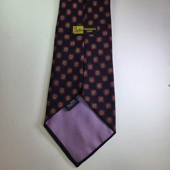 Dayton's Northbriar Shop Wool Challis Tie Navy Red Medallion Vintage 4.5"x55" - Picture 3 of 8